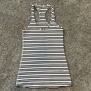 Lululemon Cool Racerback tank sz 6